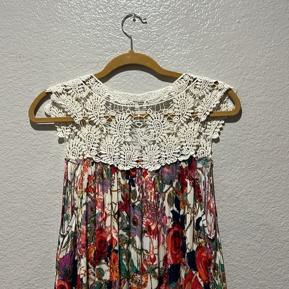 Umgee women's size L Crochet Lace Knit Halter Dress Red Blue Floral Pattern - Picture 9 of 9